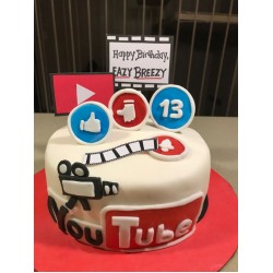 Youtuber Theme Cake