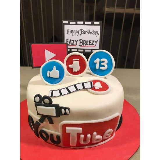 Youtuber Theme Cake